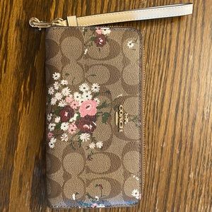 Floral Coach Wallet with detachable wrist strap